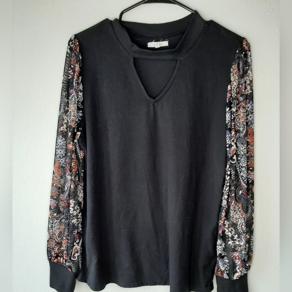 Maurices sheer long sleeve shirt size Large